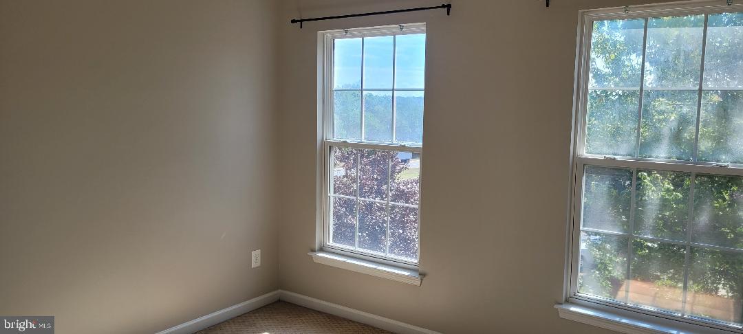 BELMONT LAND BAY - Residential Lease