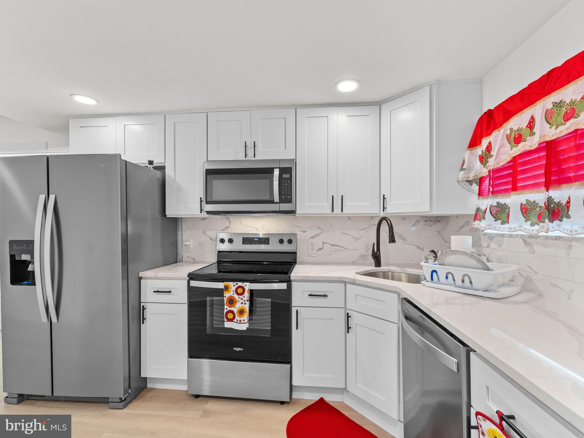 EAST PASSYUNK CROSSING - Residential