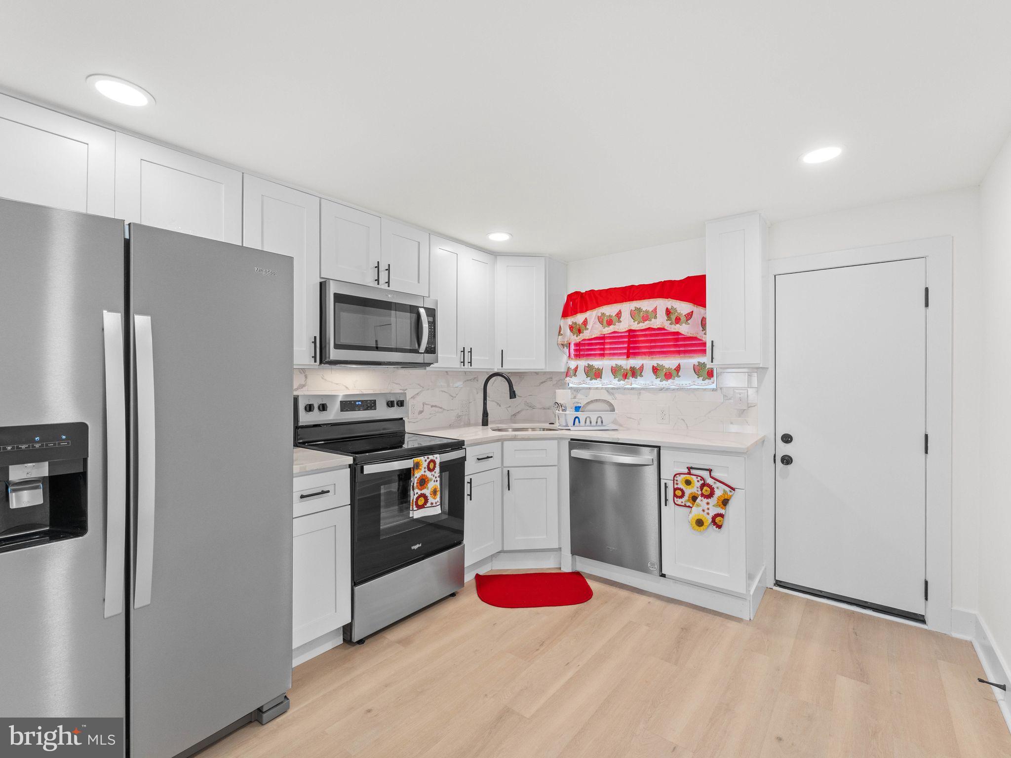 EAST PASSYUNK CROSSING - Residential