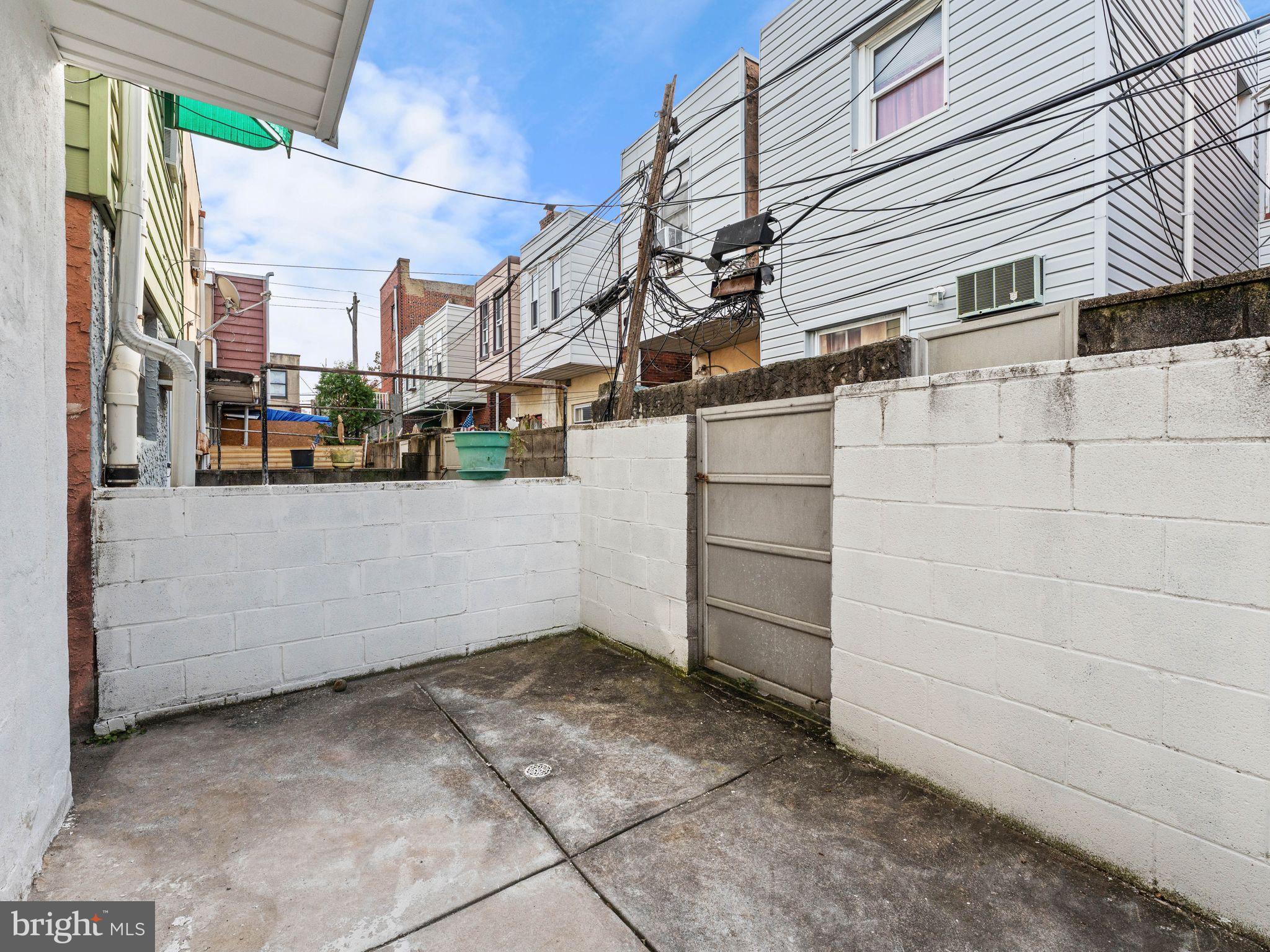 EAST PASSYUNK CROSSING - Residential