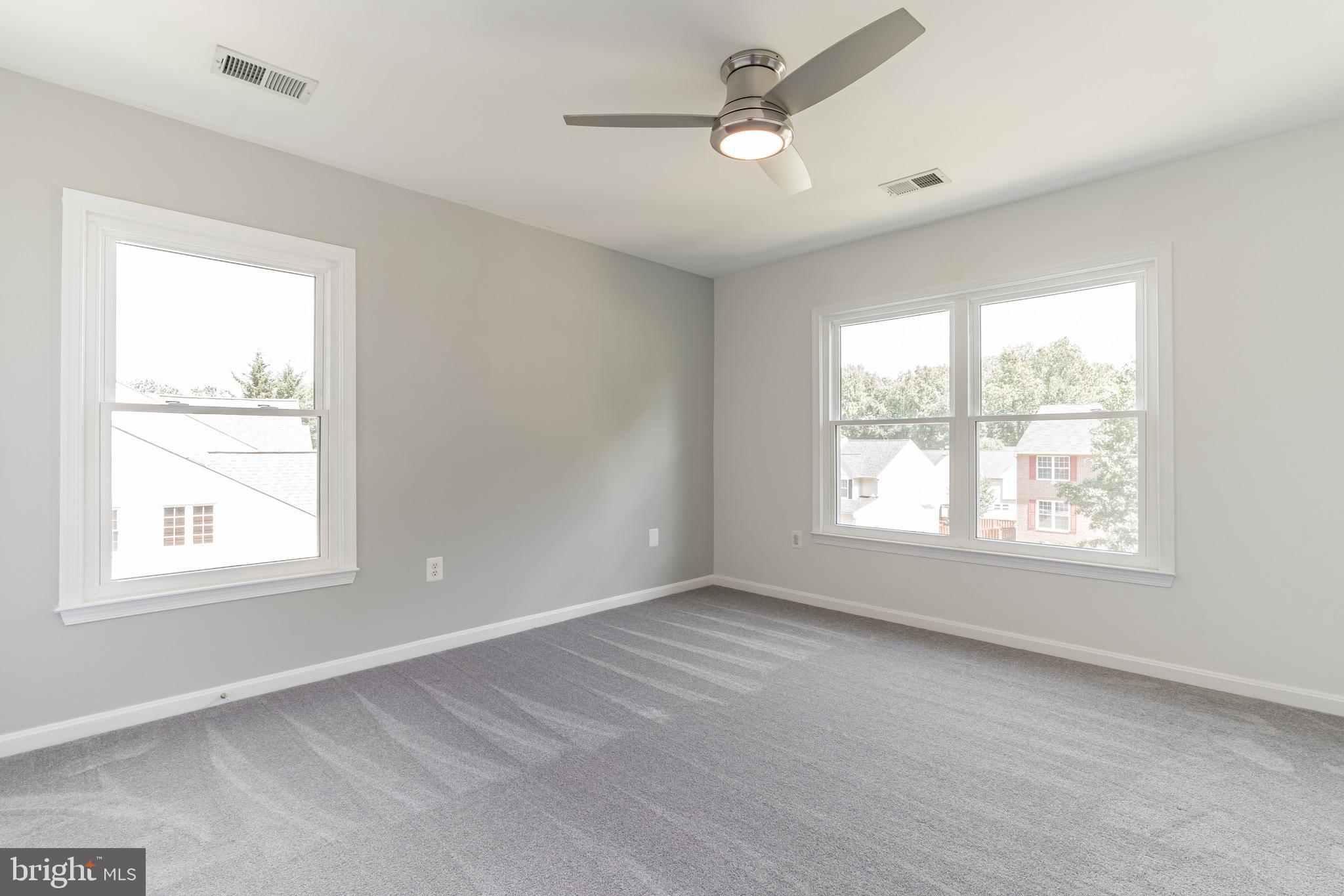 SETTLE WOODS - Residential