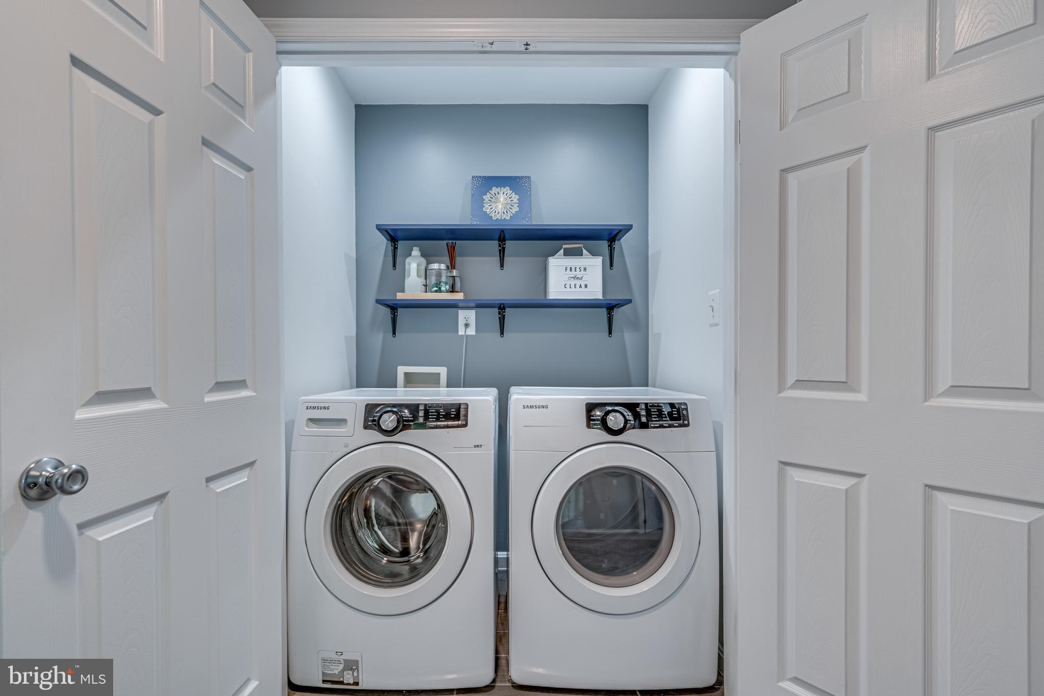 SETTLE WOODS - Residential