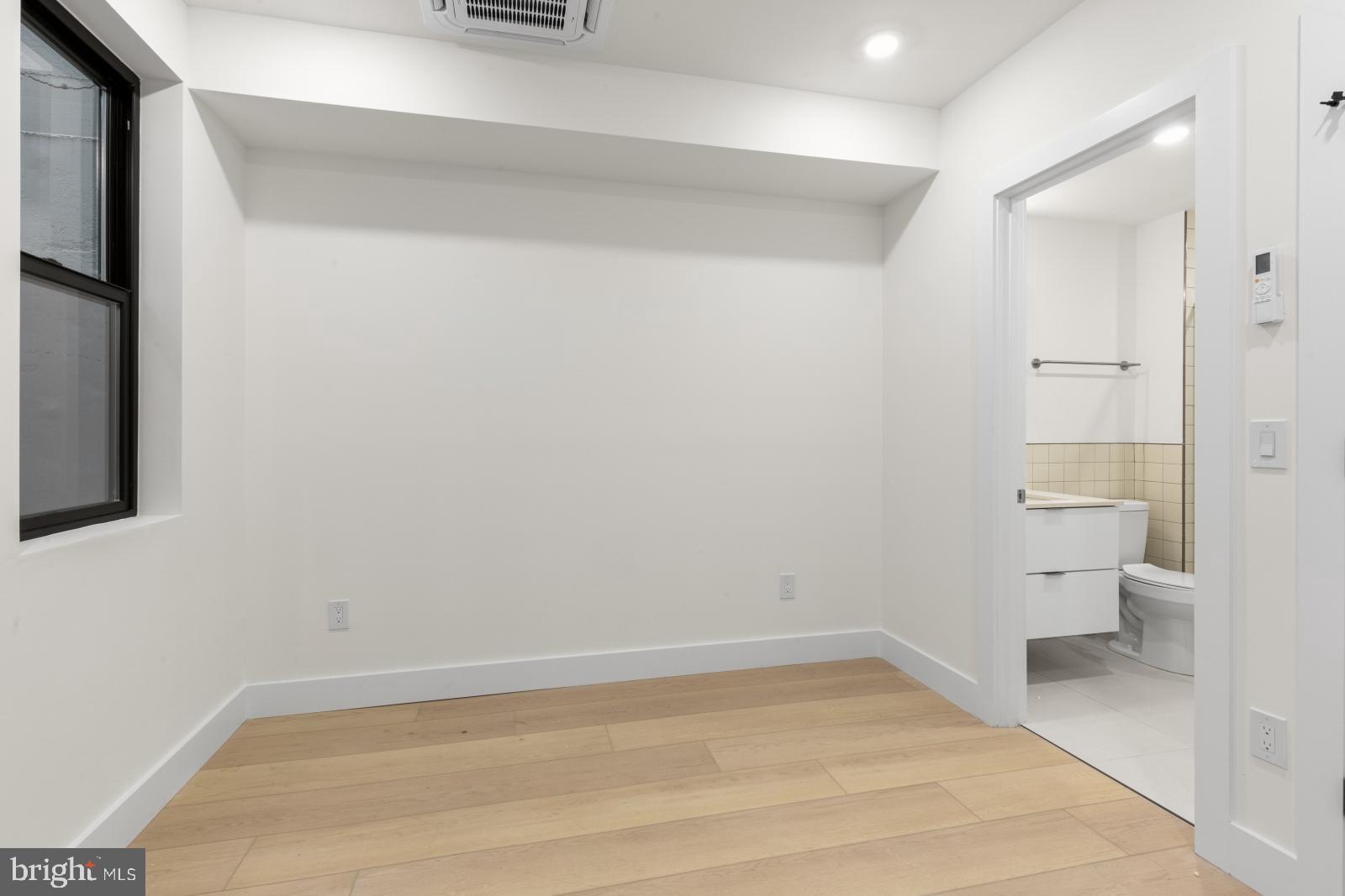 FRANCISVILLE - Residential Lease