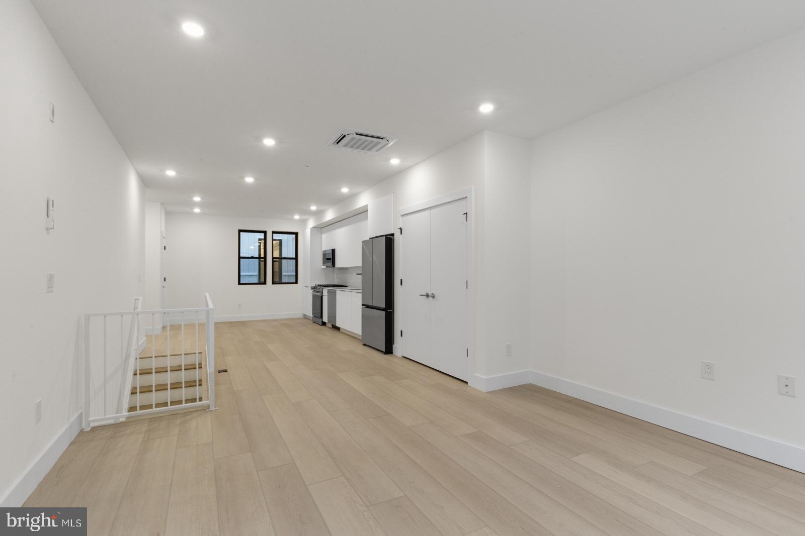 FRANCISVILLE - Residential Lease