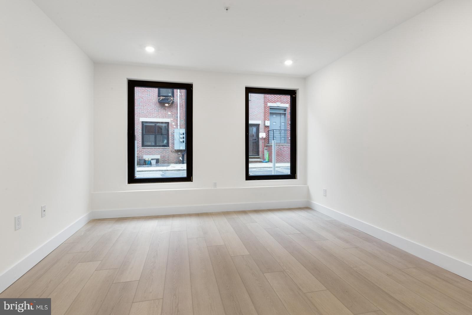 FRANCISVILLE - Residential Lease