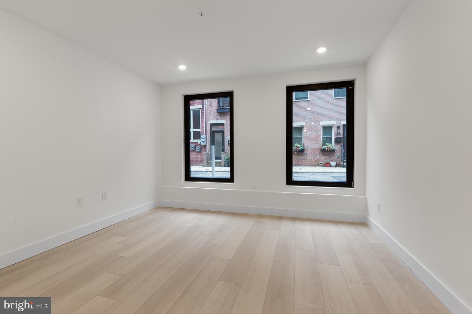 FRANCISVILLE - Residential Lease