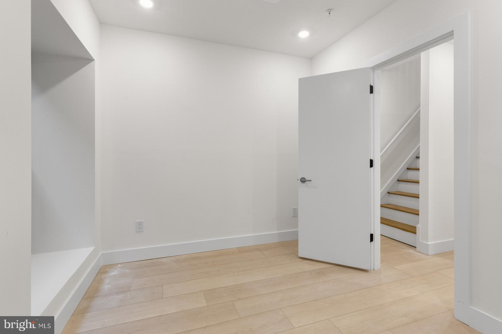 FRANCISVILLE - Residential Lease