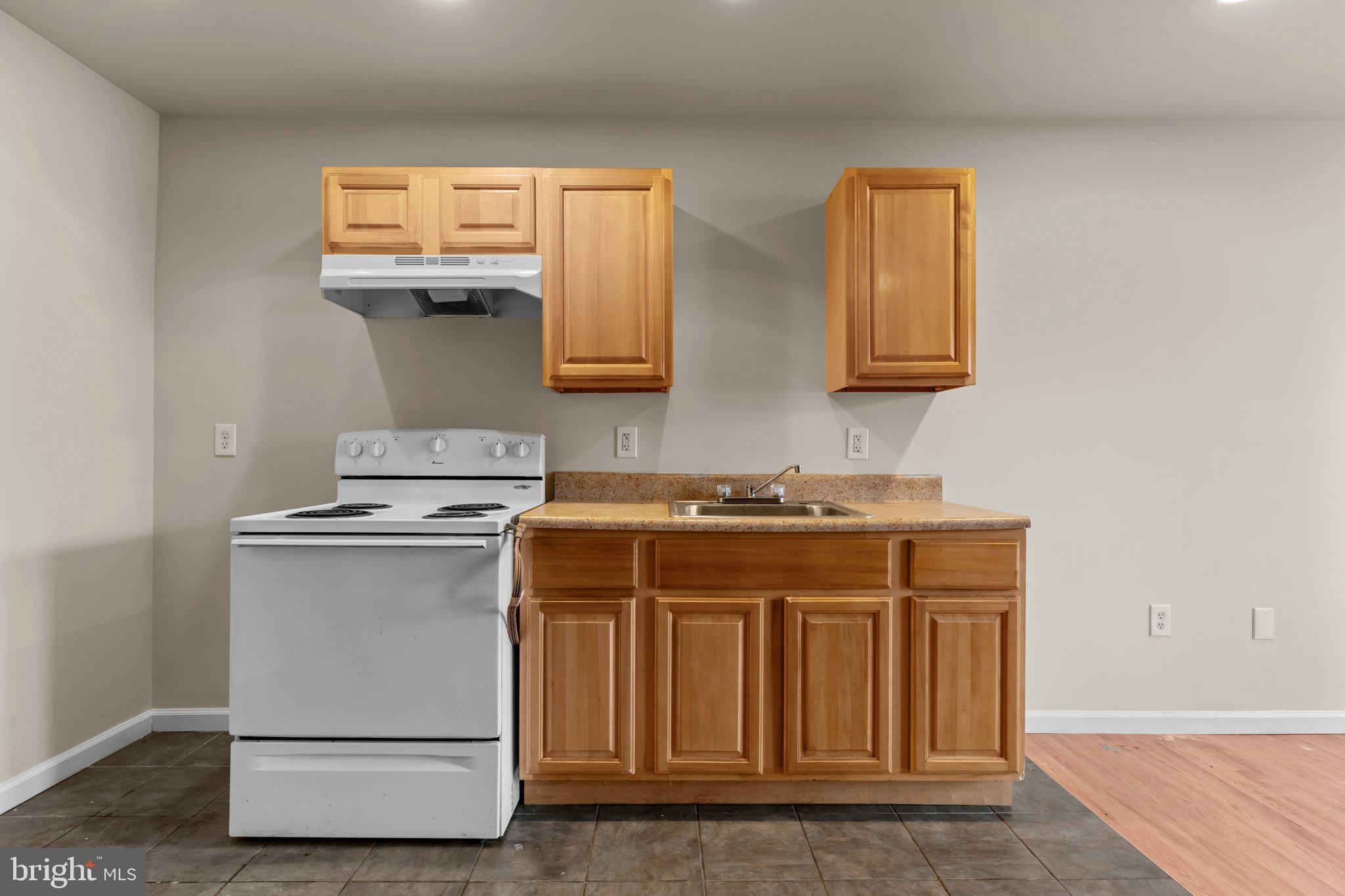 KENSINGTON - Residential