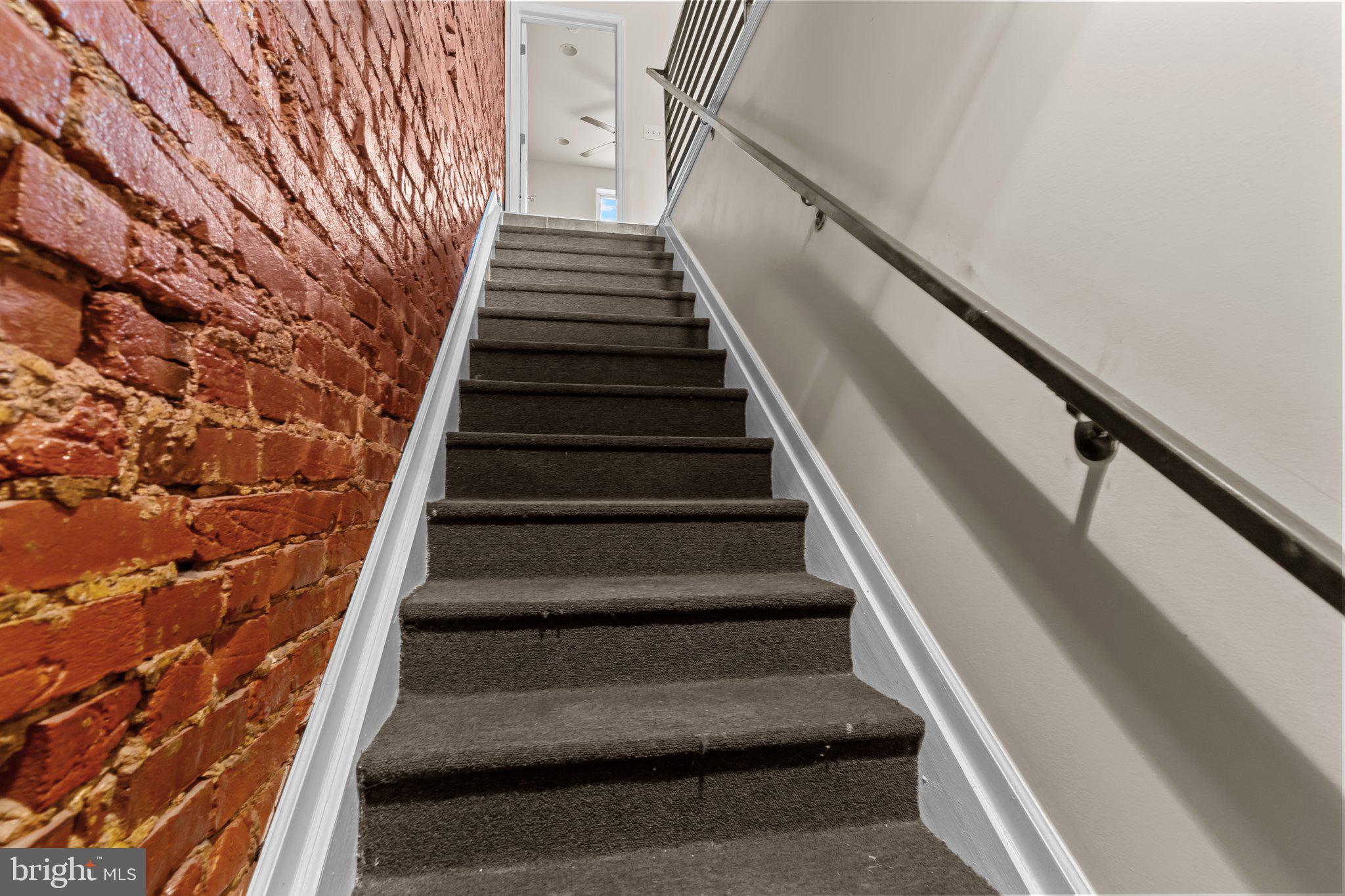 KENSINGTON - Residential