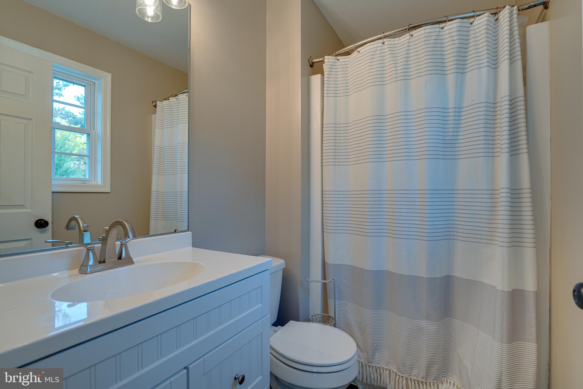 CHESSIE COURT - Residential