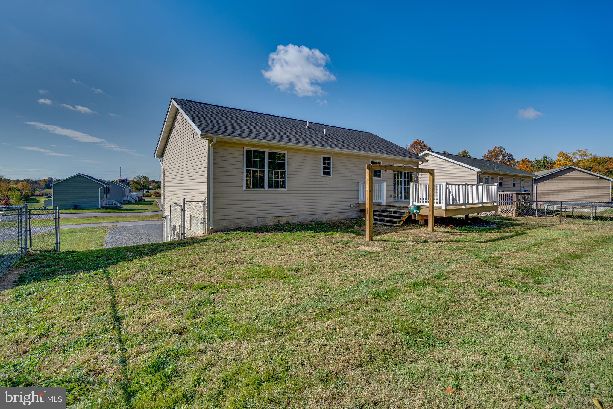 CHESSIE COURT - Residential