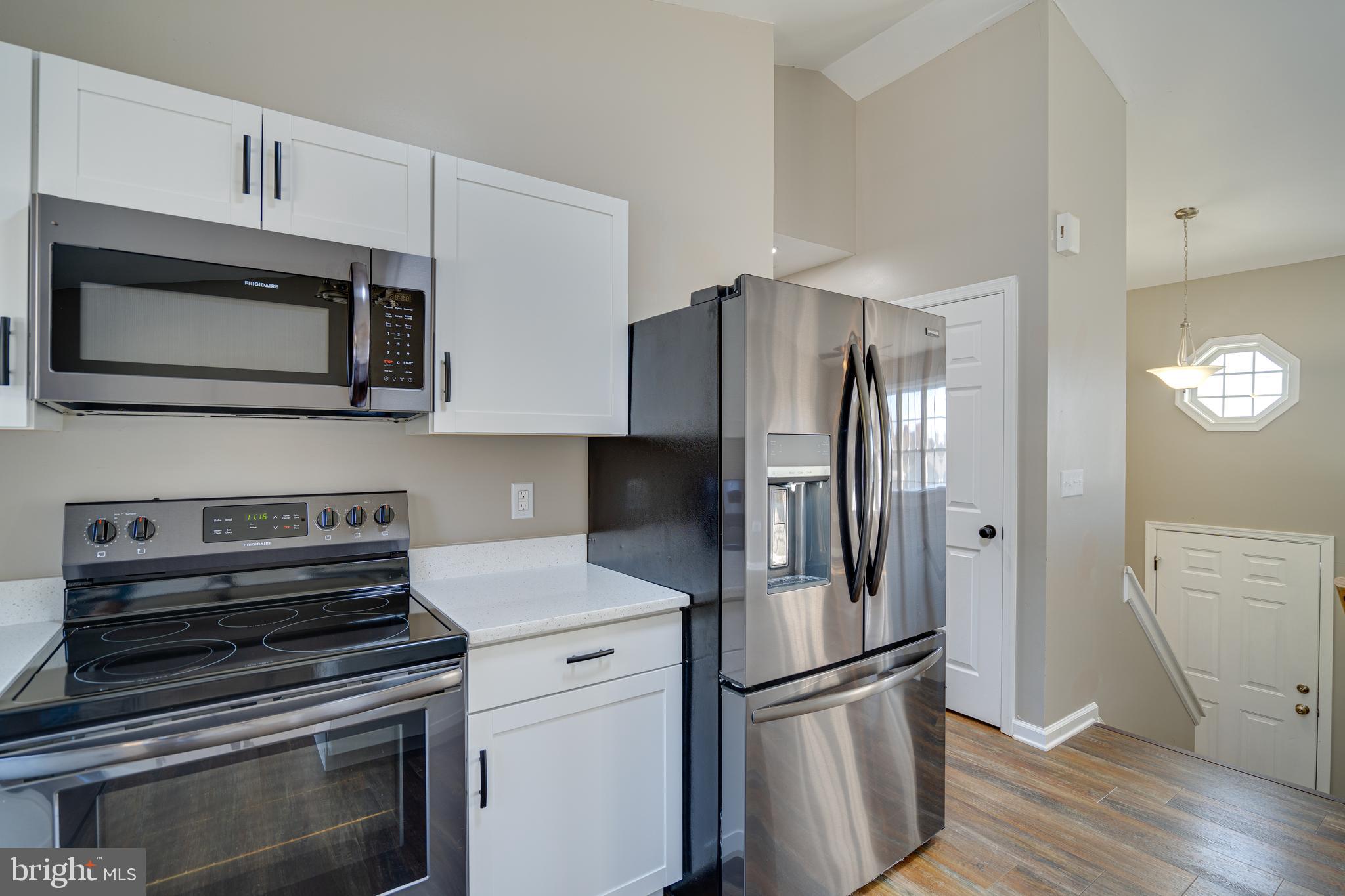 CHESSIE COURT - Residential