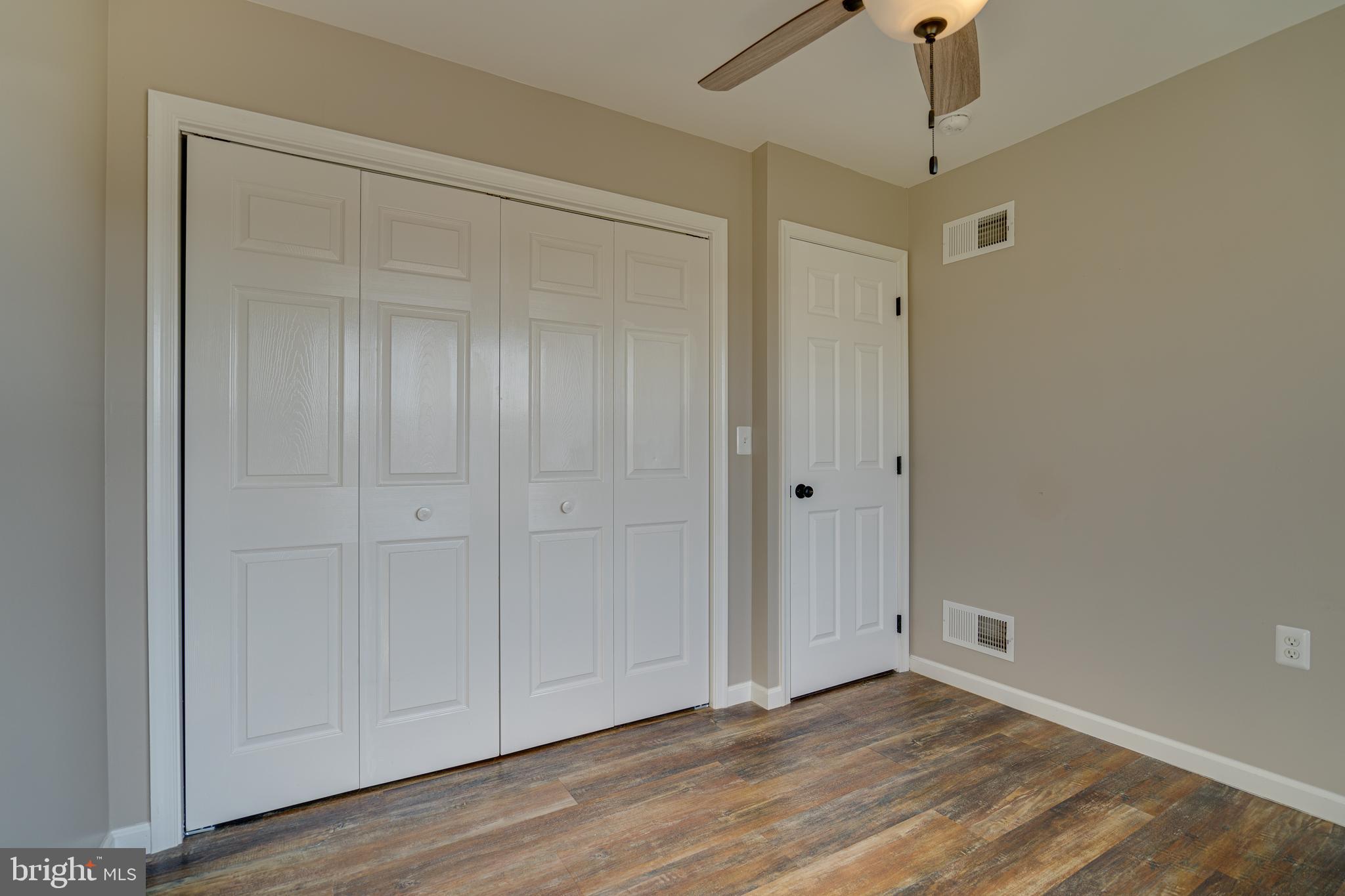 CHESSIE COURT - Residential