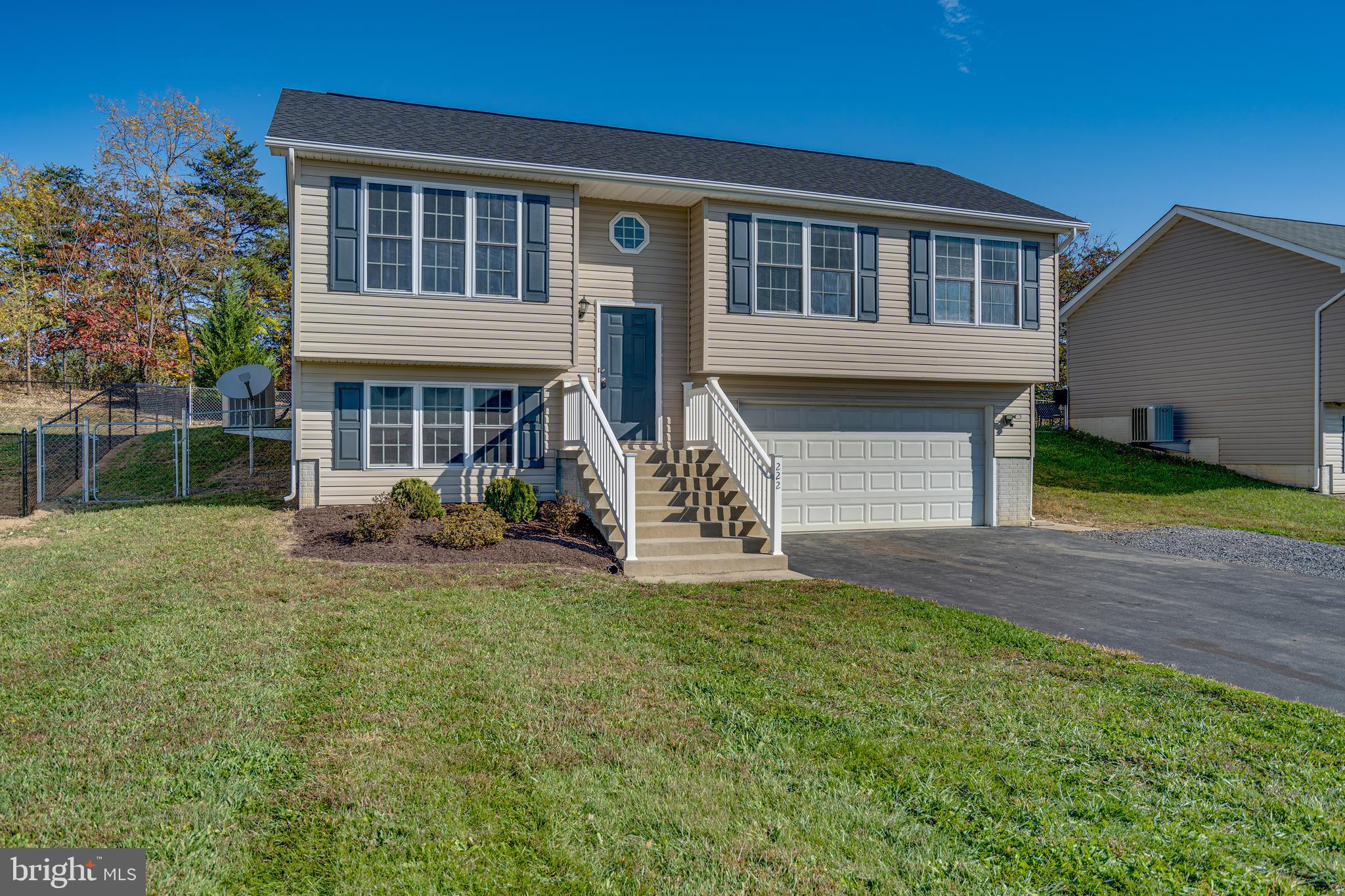 CHESSIE COURT - Residential