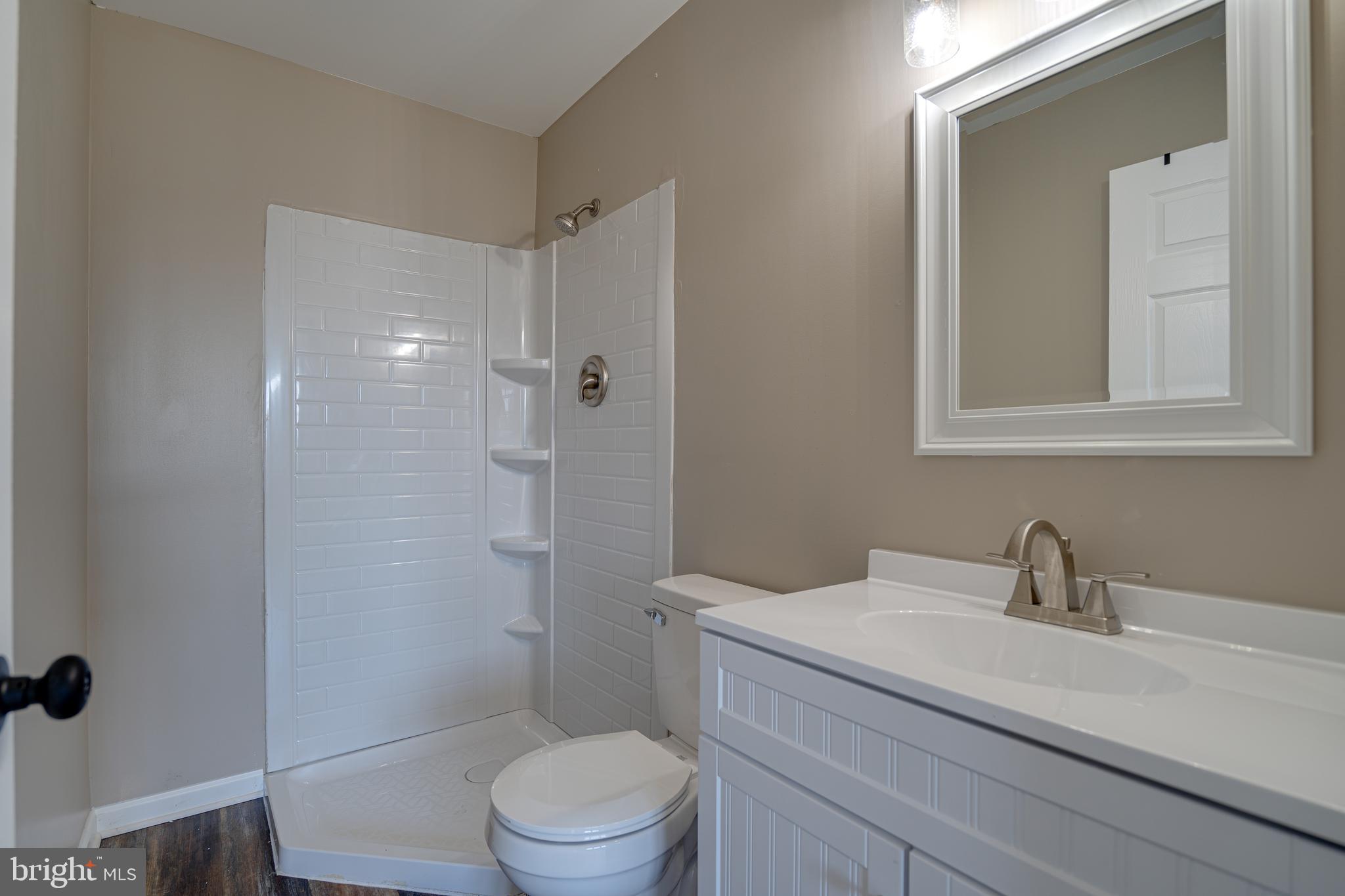 CHESSIE COURT - Residential