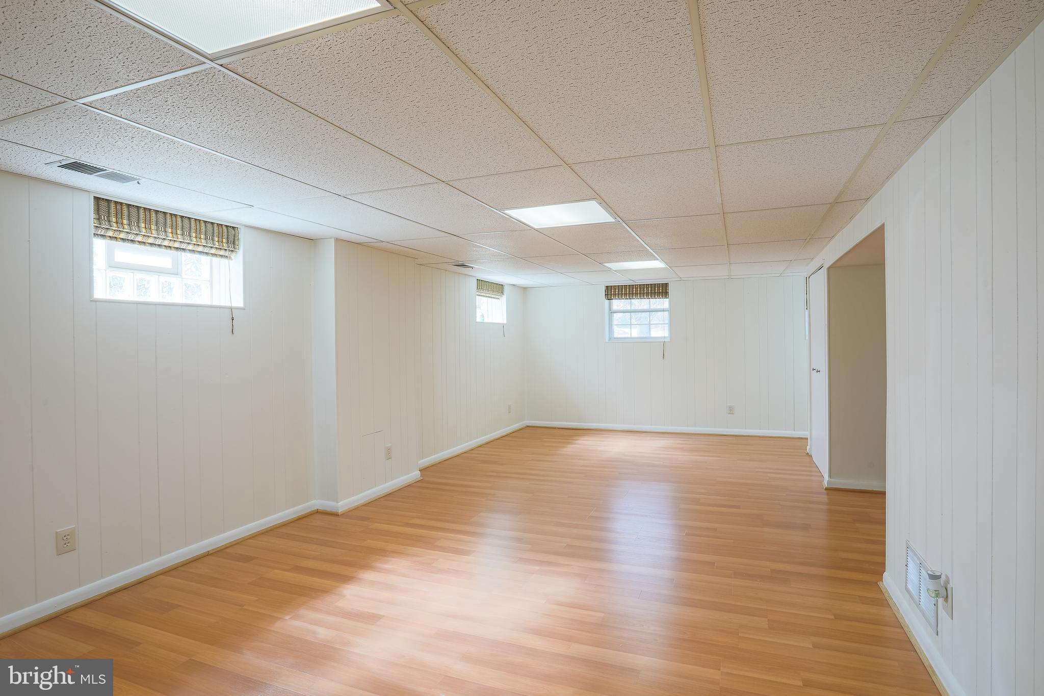 CHIPPENDALE - Residential