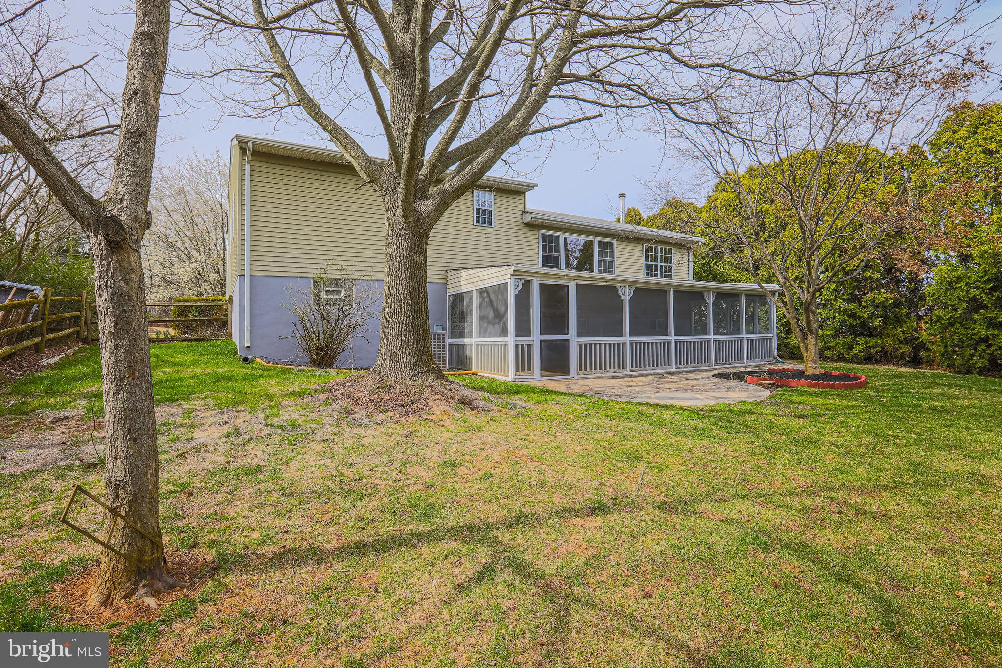 CHIPPENDALE - Residential