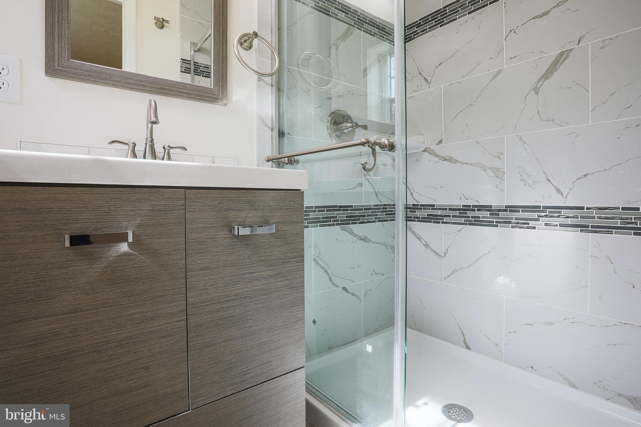 CHIPPENDALE - Residential