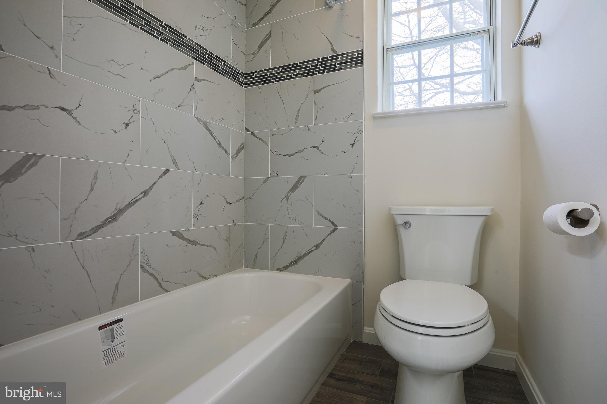 CHIPPENDALE - Residential