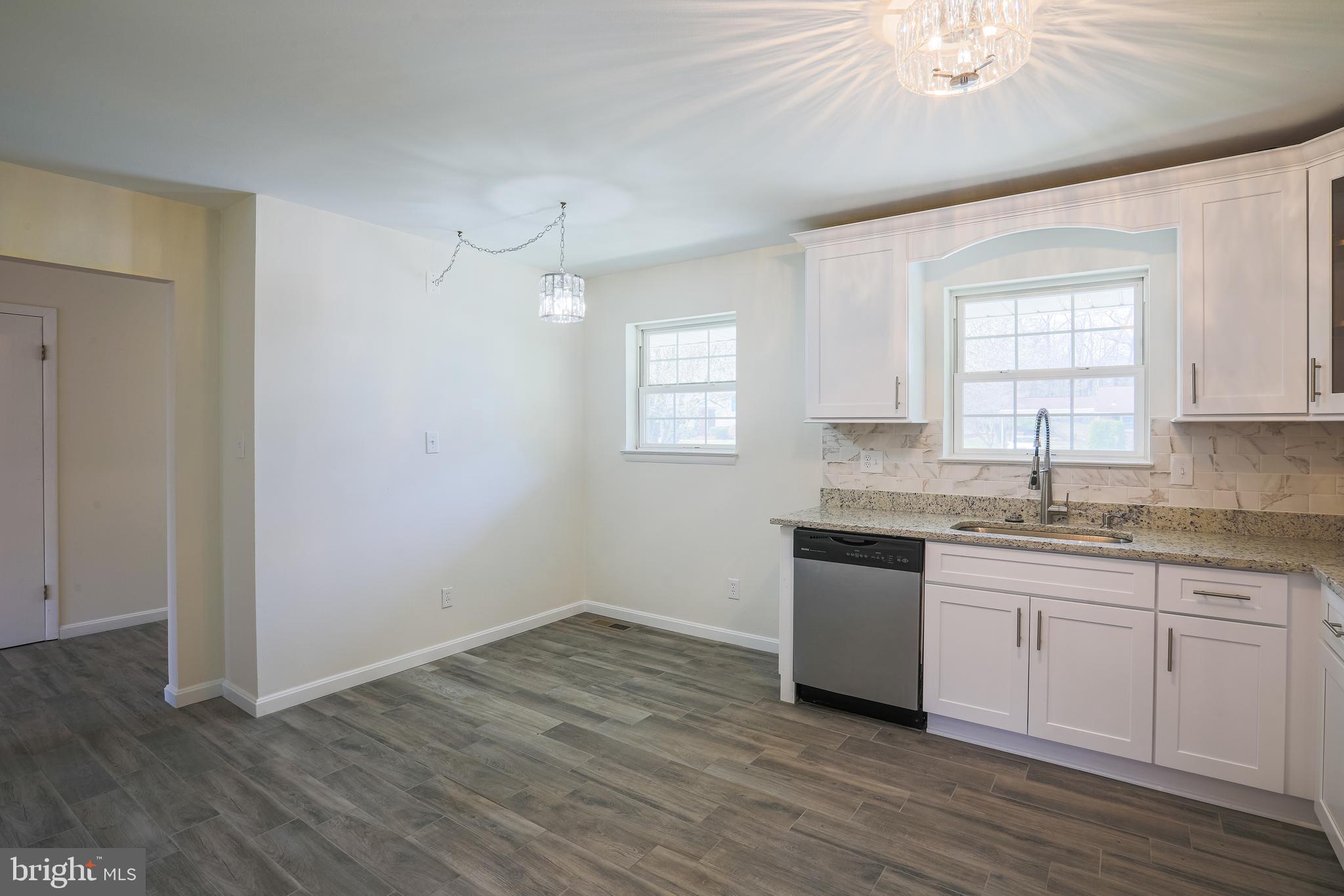 CHIPPENDALE - Residential