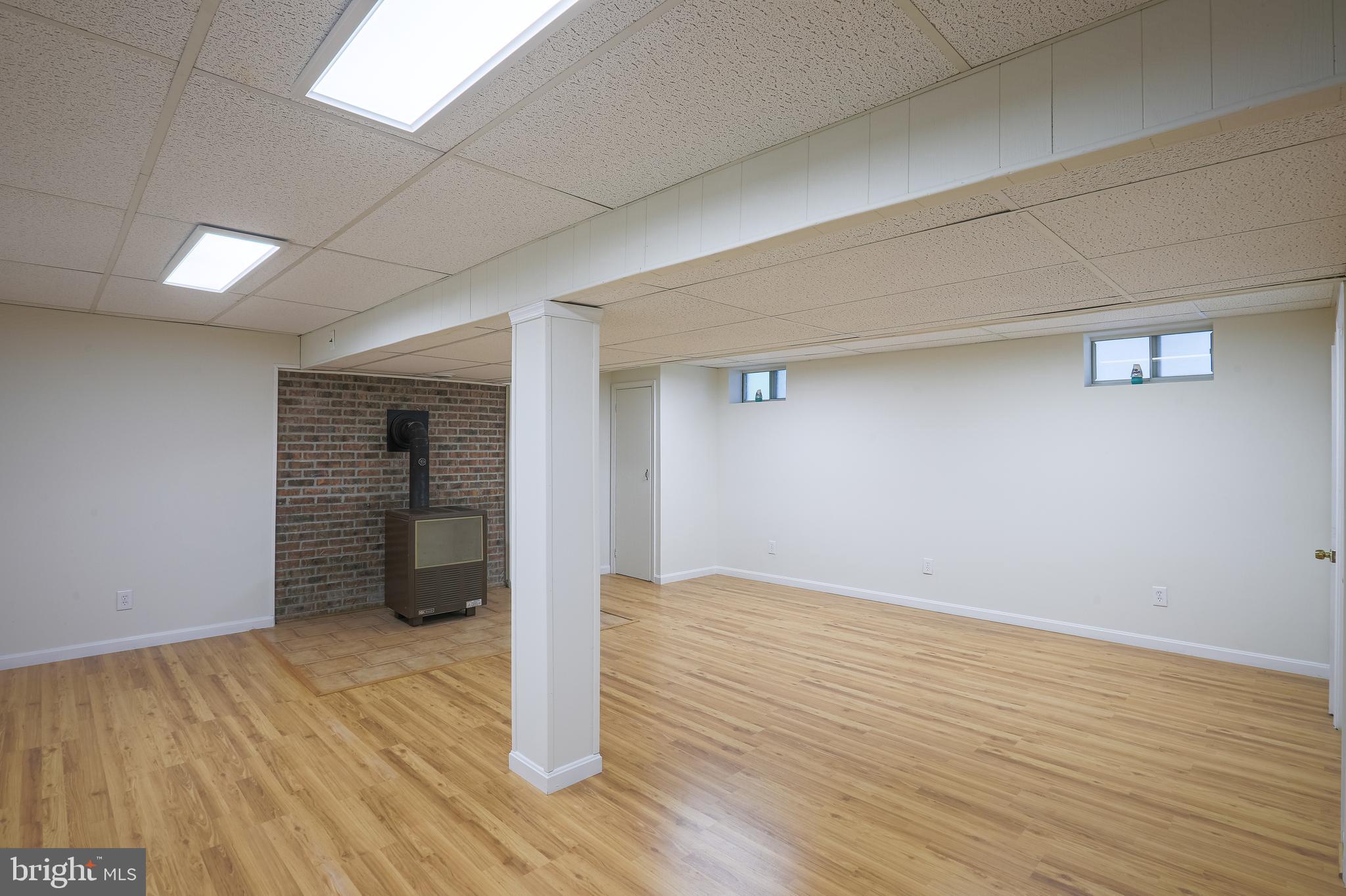 CHIPPENDALE - Residential