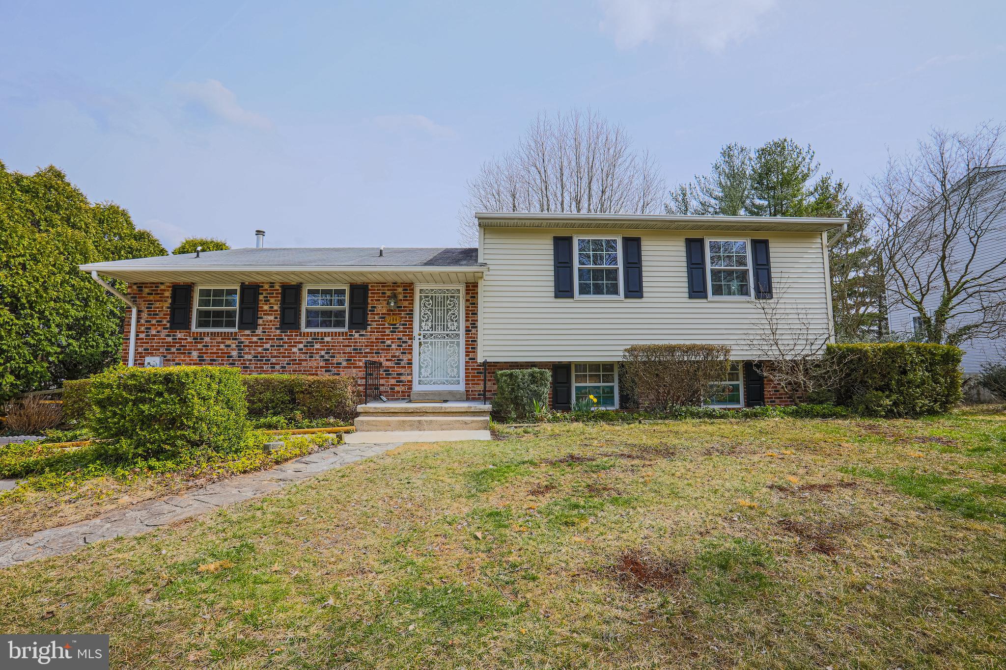 CHIPPENDALE - Residential