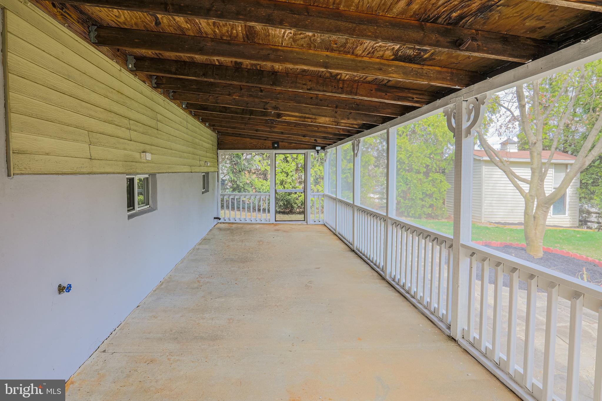 CHIPPENDALE - Residential