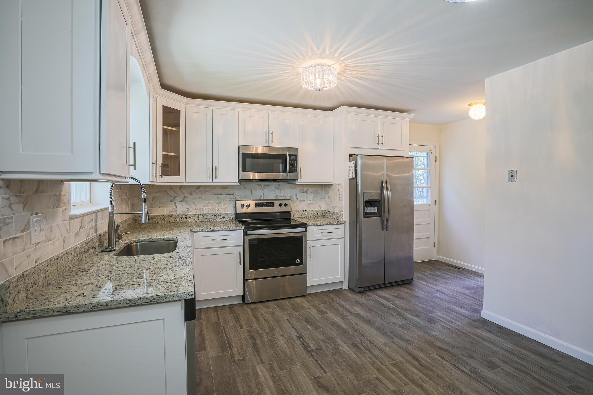 CHIPPENDALE - Residential