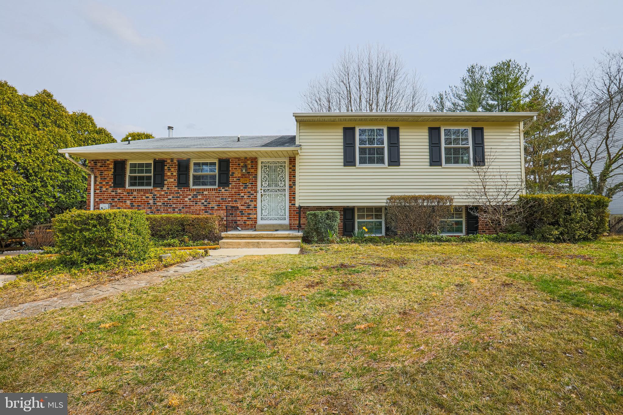 CHIPPENDALE - Residential