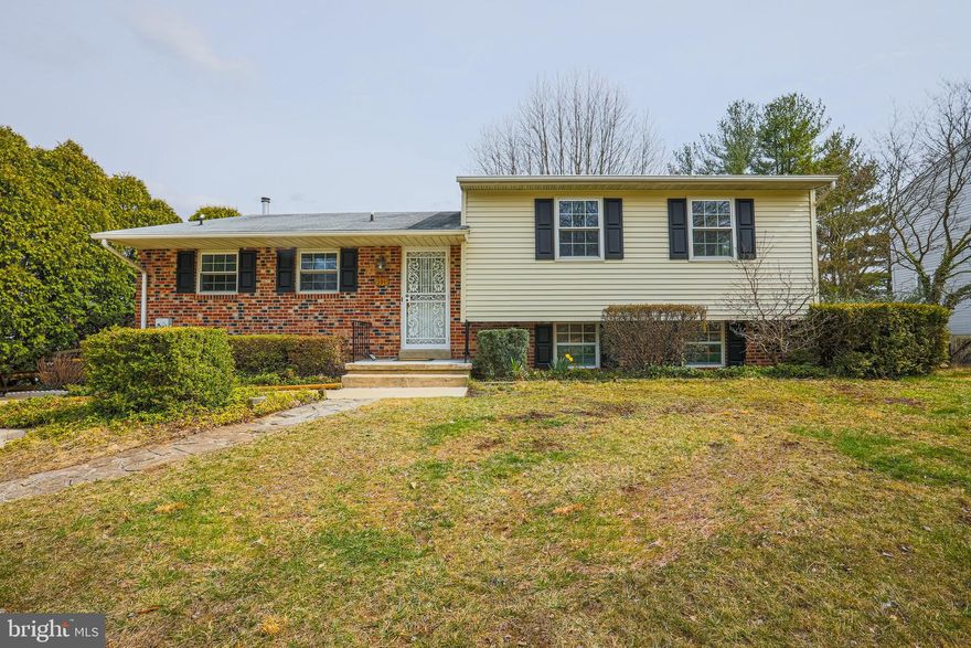 THIS IS IT !!! Come, See and you will Fall in Love !!!  You just found your dream home !!!  Huge 4-level split level home. Recently renovated with new kitchen, new bathrooms,  whole house paint, and new flooring.   New vinyl siding exterior surrounded by beautifully landscaped yard with freshly painted sun room complete with fenced in backyard & shed. Brand new ceramic tile foyer, newly renovated eat-in kitchen, hardwood floors through out the living and dining room, Upper level boasts 2 fully renovated bathrooms with his and her's vanity, ceramic tile floors, new tub-shower, lower level den could be 4th BR, separate laundry rm, Family room has wood/coal burning stove and lots more.