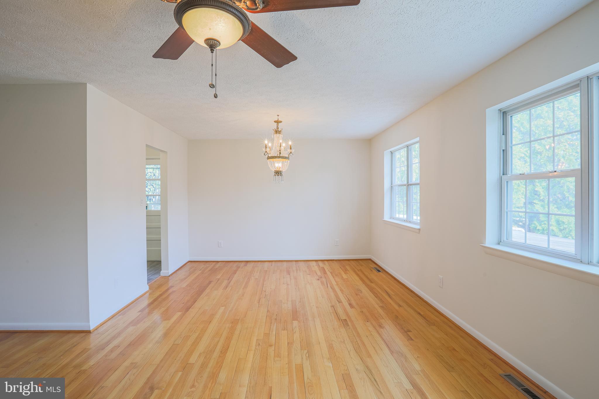 CHIPPENDALE - Residential