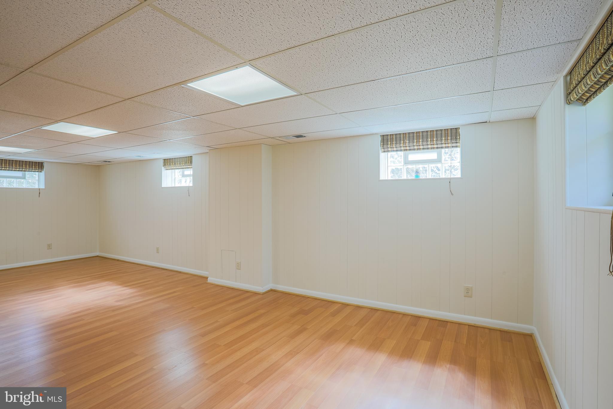 CHIPPENDALE - Residential