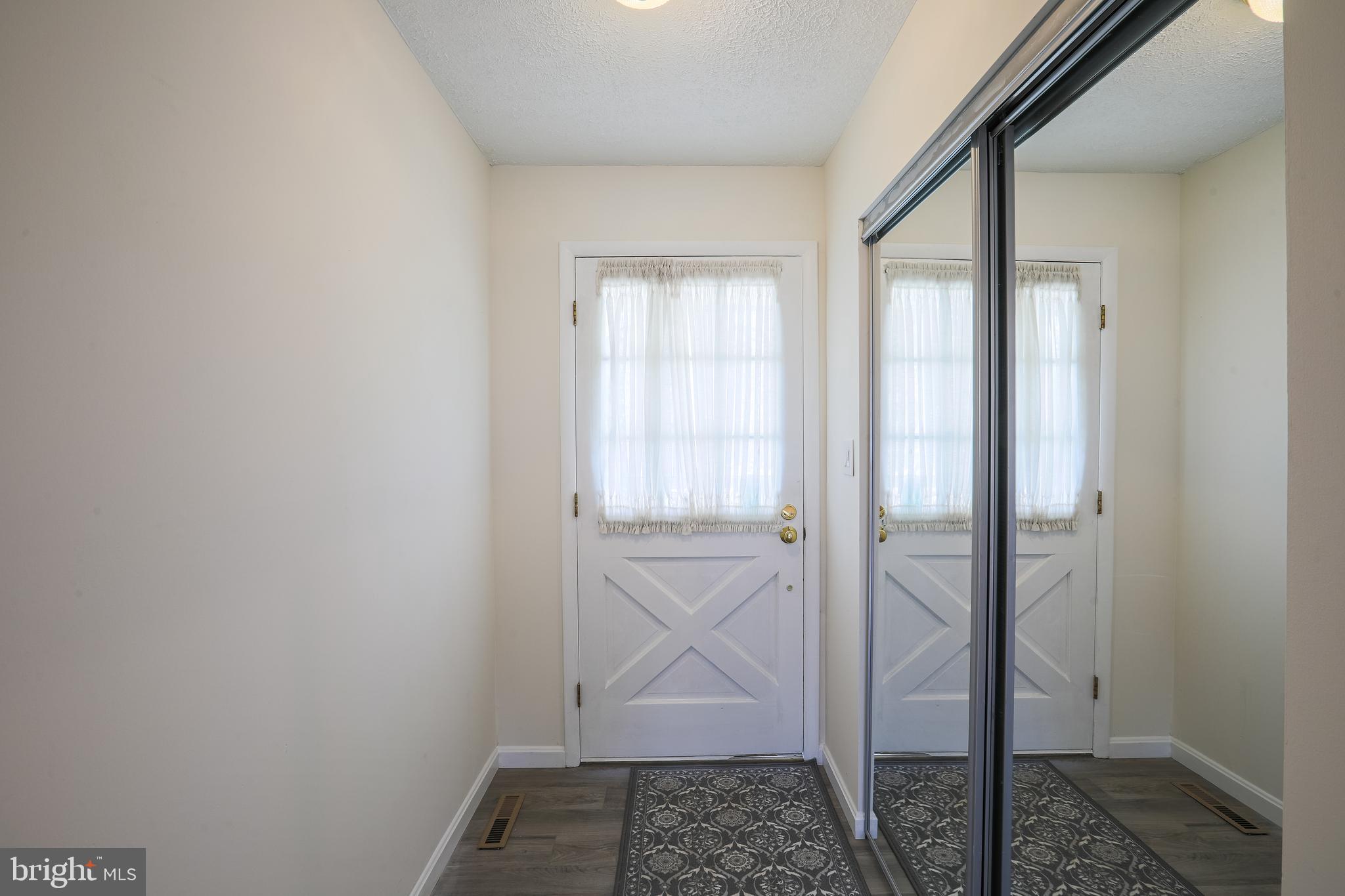 CHIPPENDALE - Residential