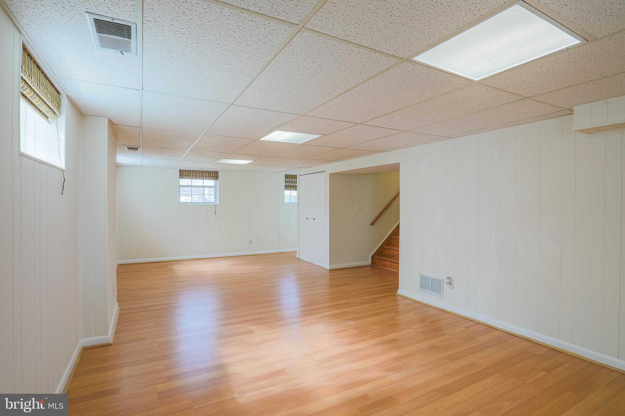 CHIPPENDALE - Residential