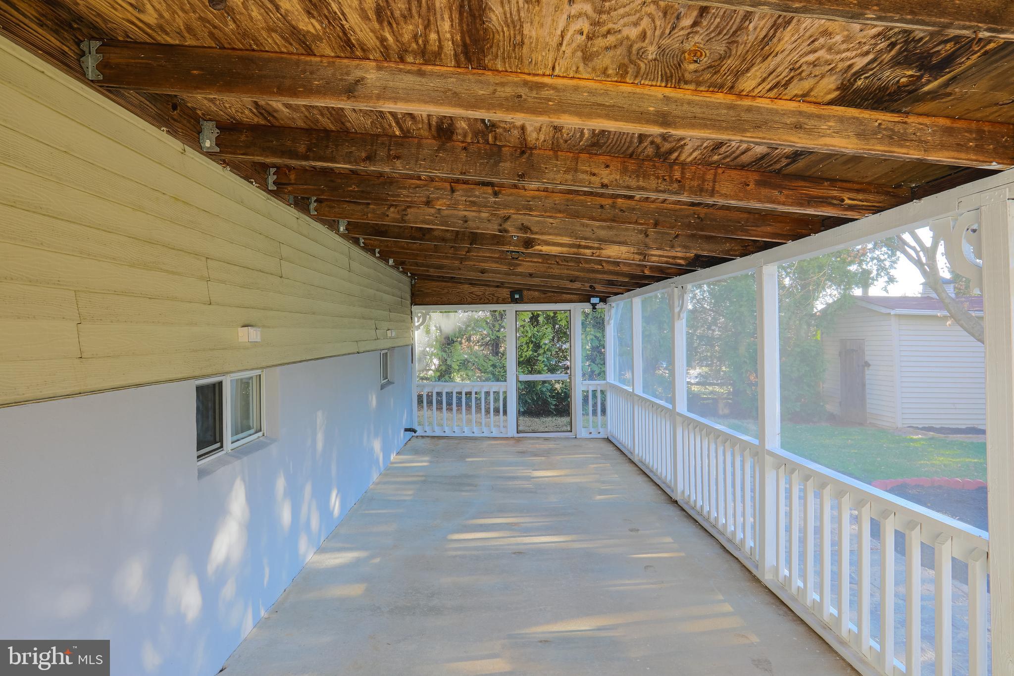 CHIPPENDALE - Residential