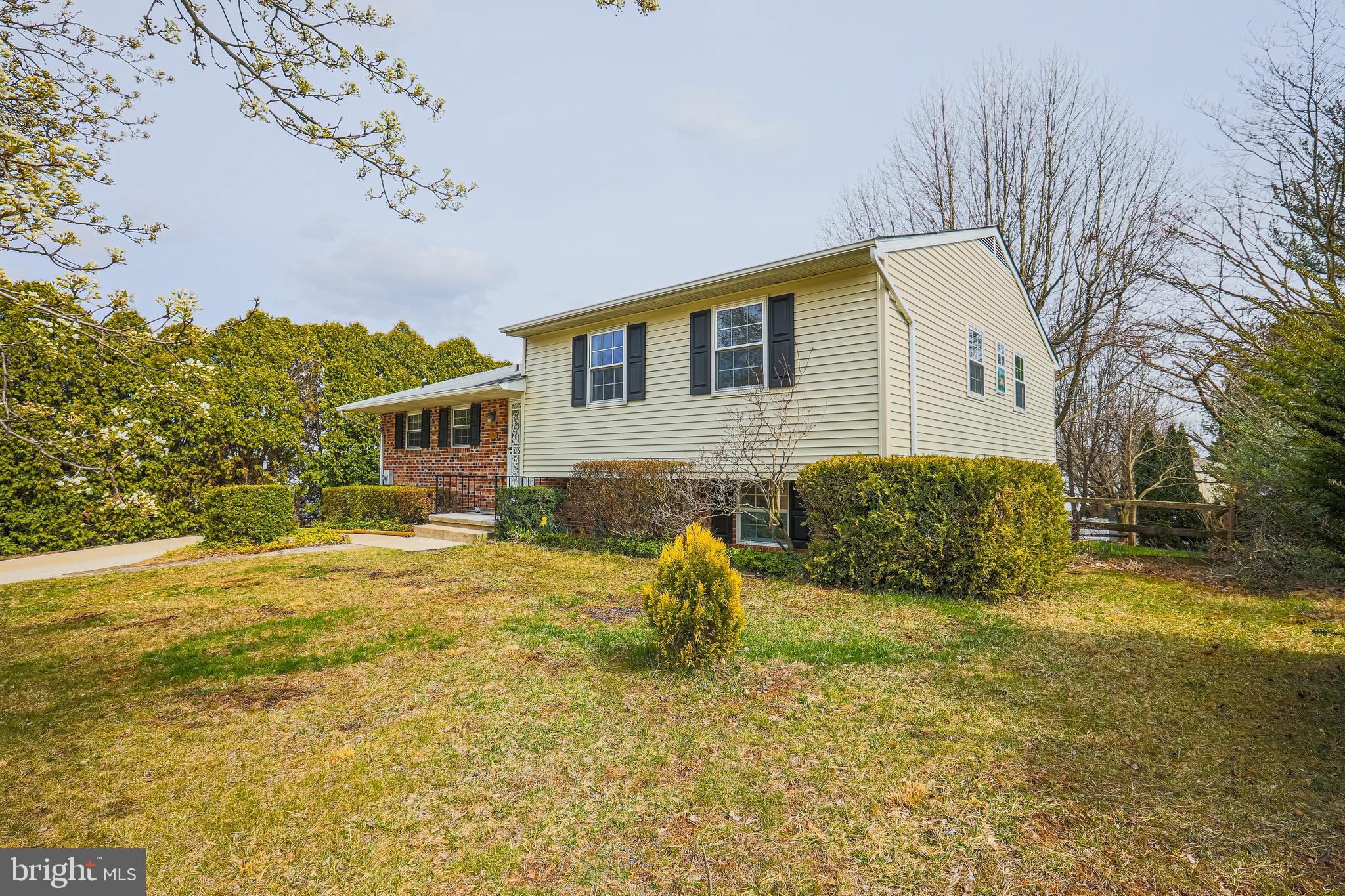 CHIPPENDALE - Residential