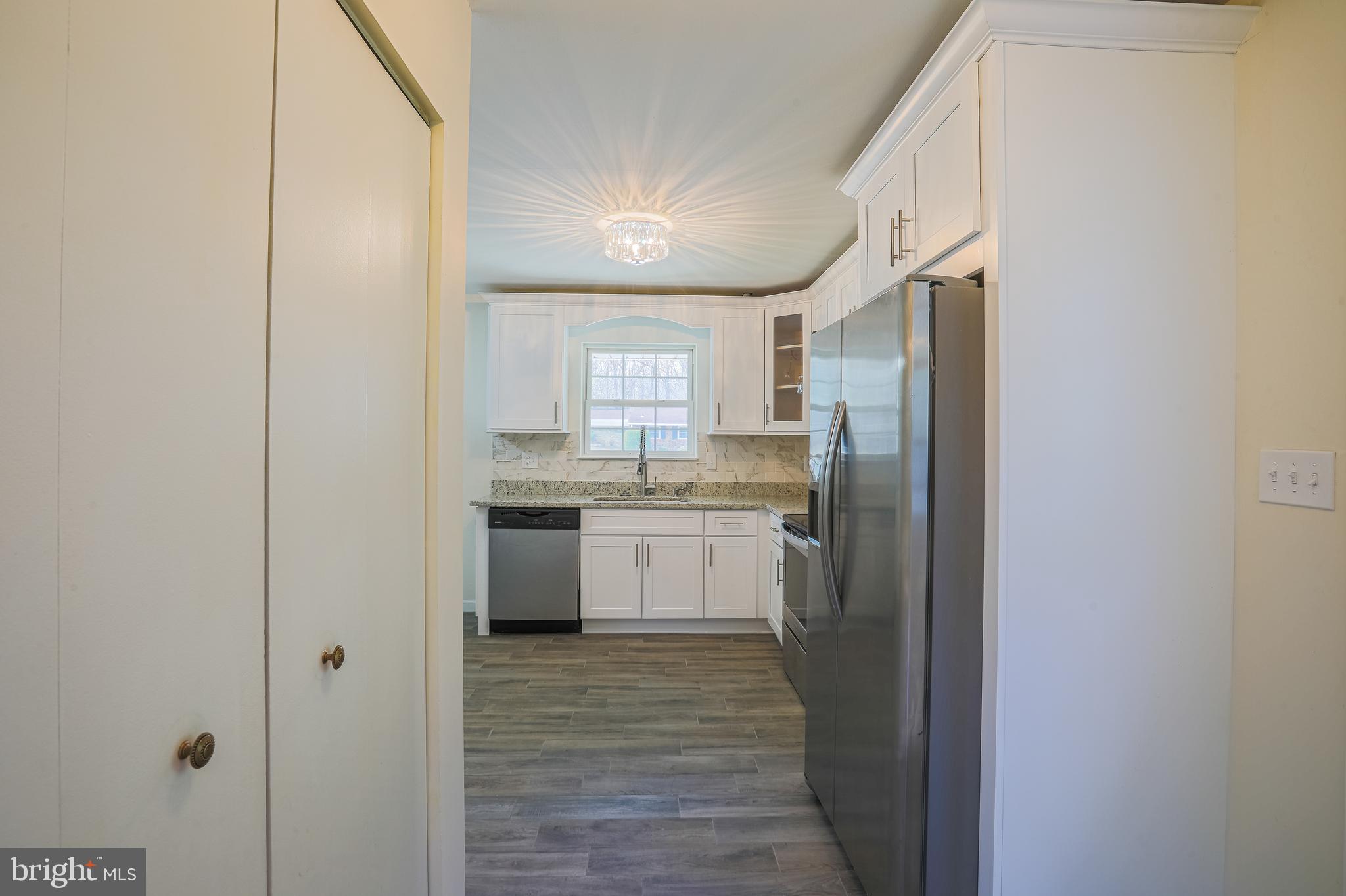 CHIPPENDALE - Residential