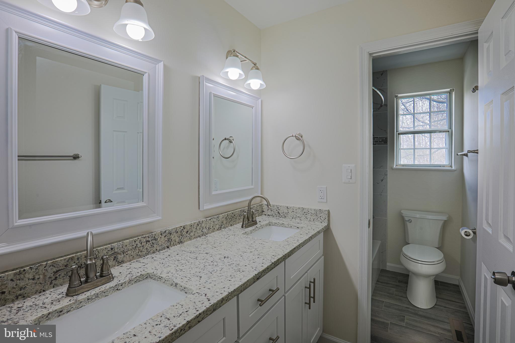 CHIPPENDALE - Residential