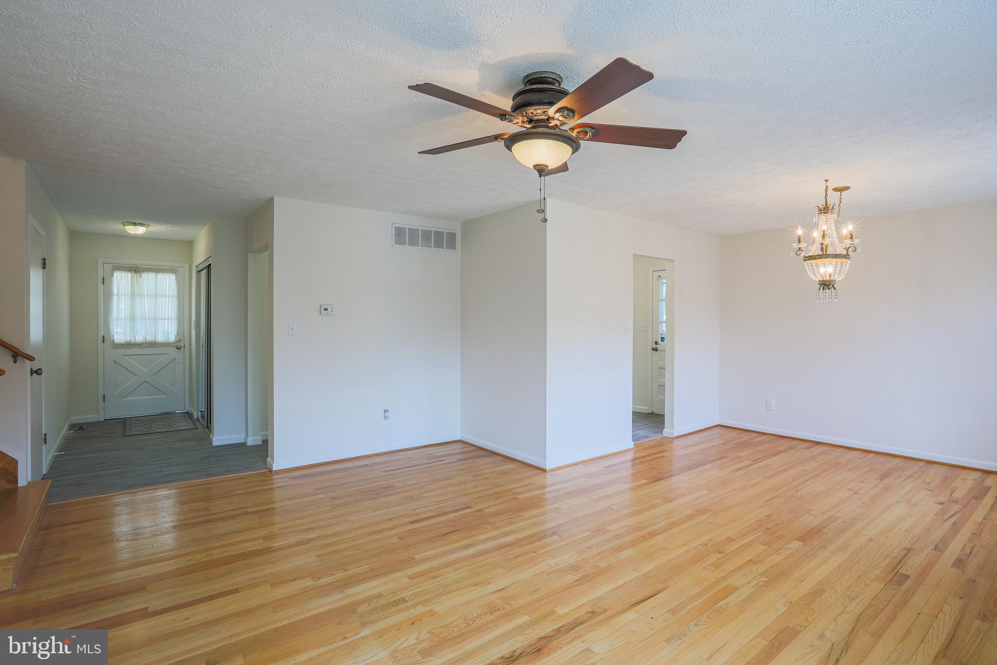 CHIPPENDALE - Residential