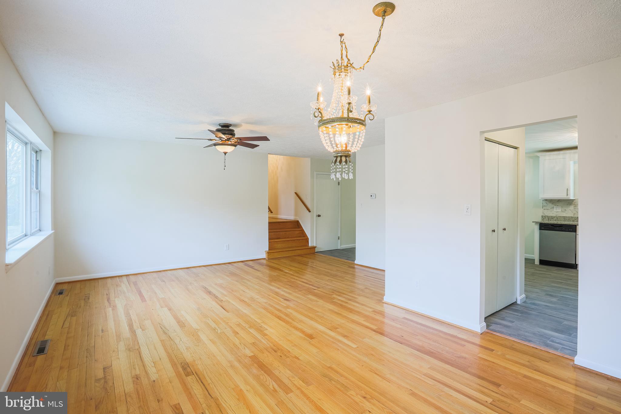 CHIPPENDALE - Residential