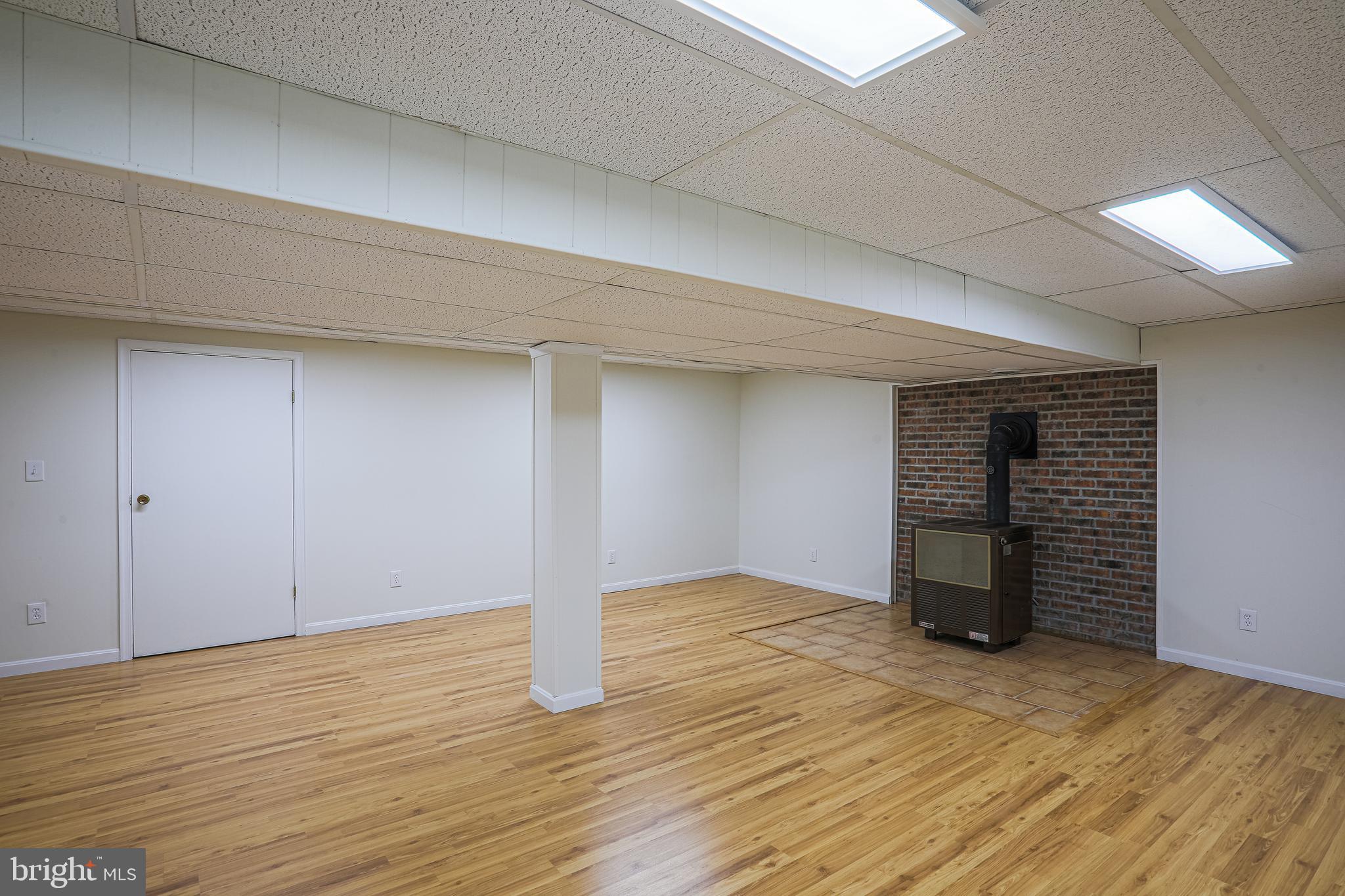 CHIPPENDALE - Residential