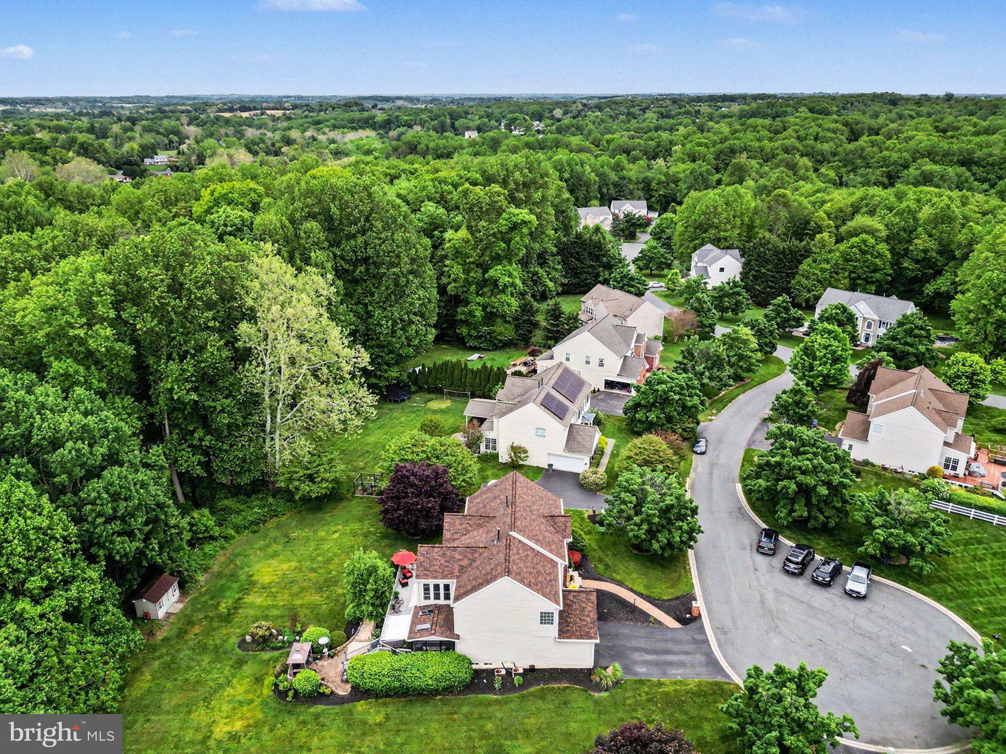 CAMPUS LAKES - Residential