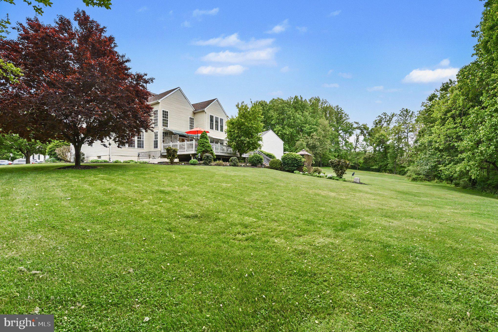 CAMPUS LAKES - Residential