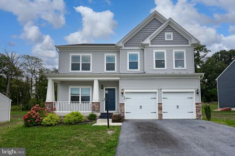 Photo of 285 Thoroughbred Drive, YORK HAVEN, PA 17370 (MLS # PAYK2090304)