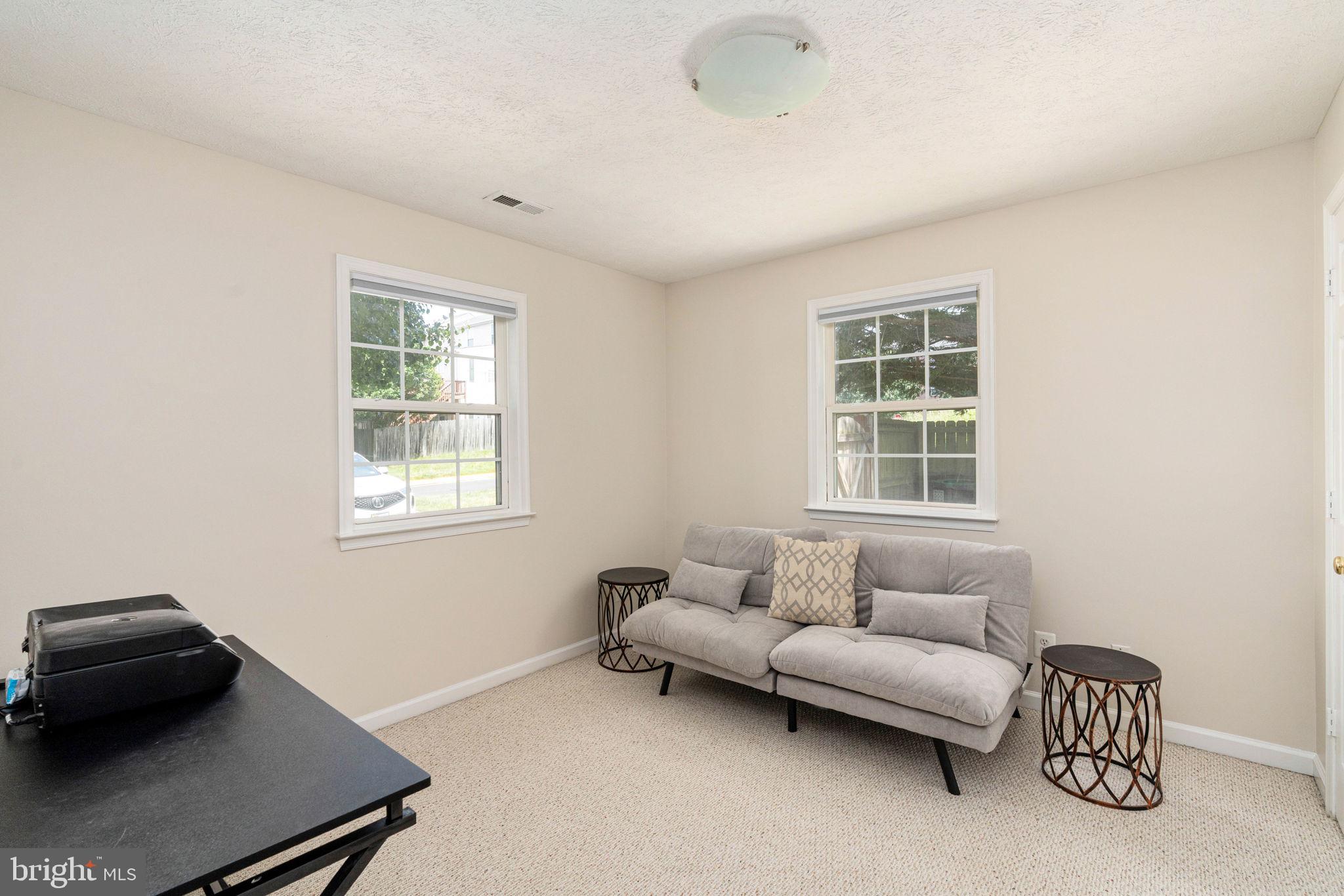 CHARLESTOWN COMMONS - Residential