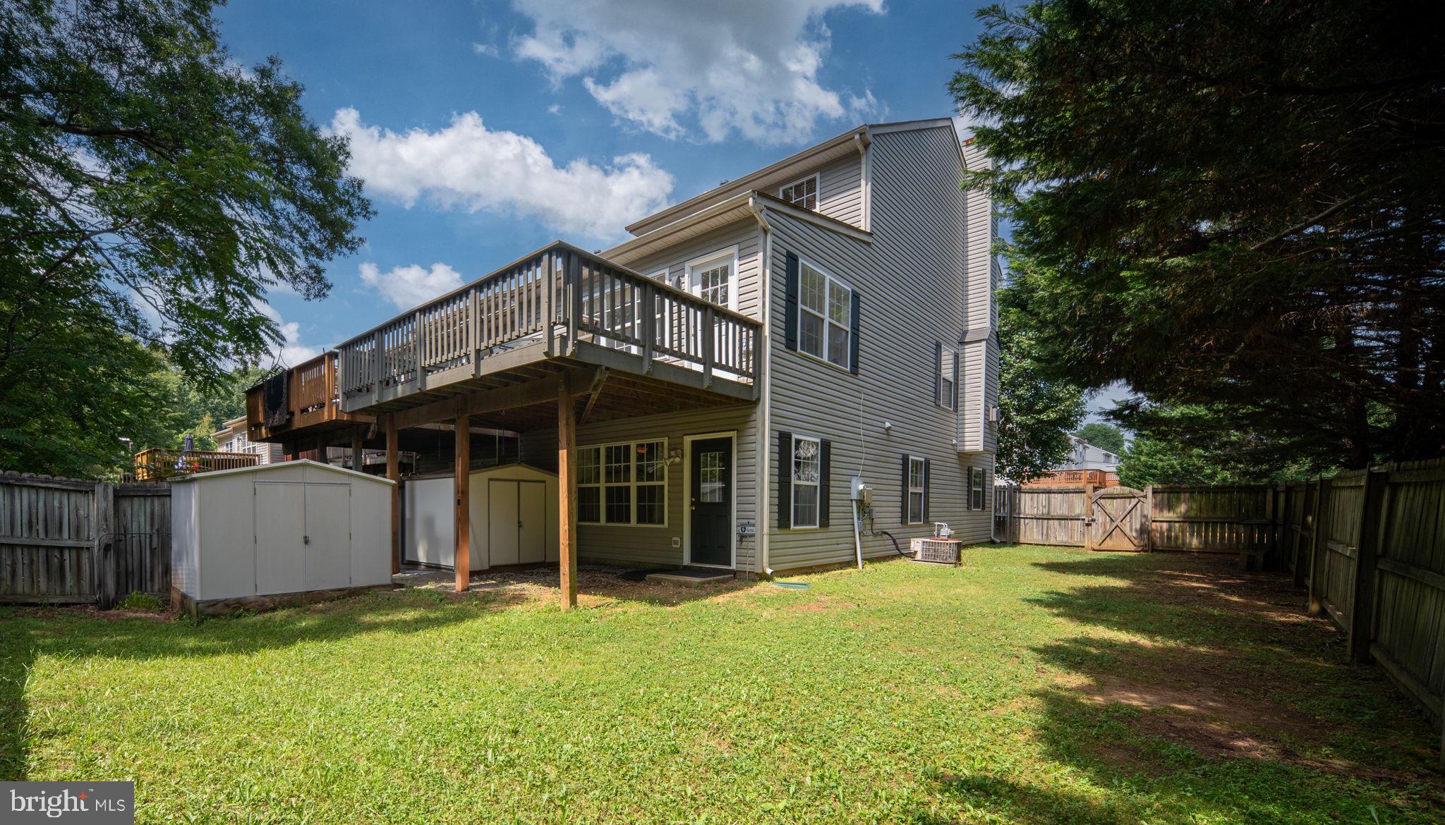 CHARLESTOWN COMMONS - Residential