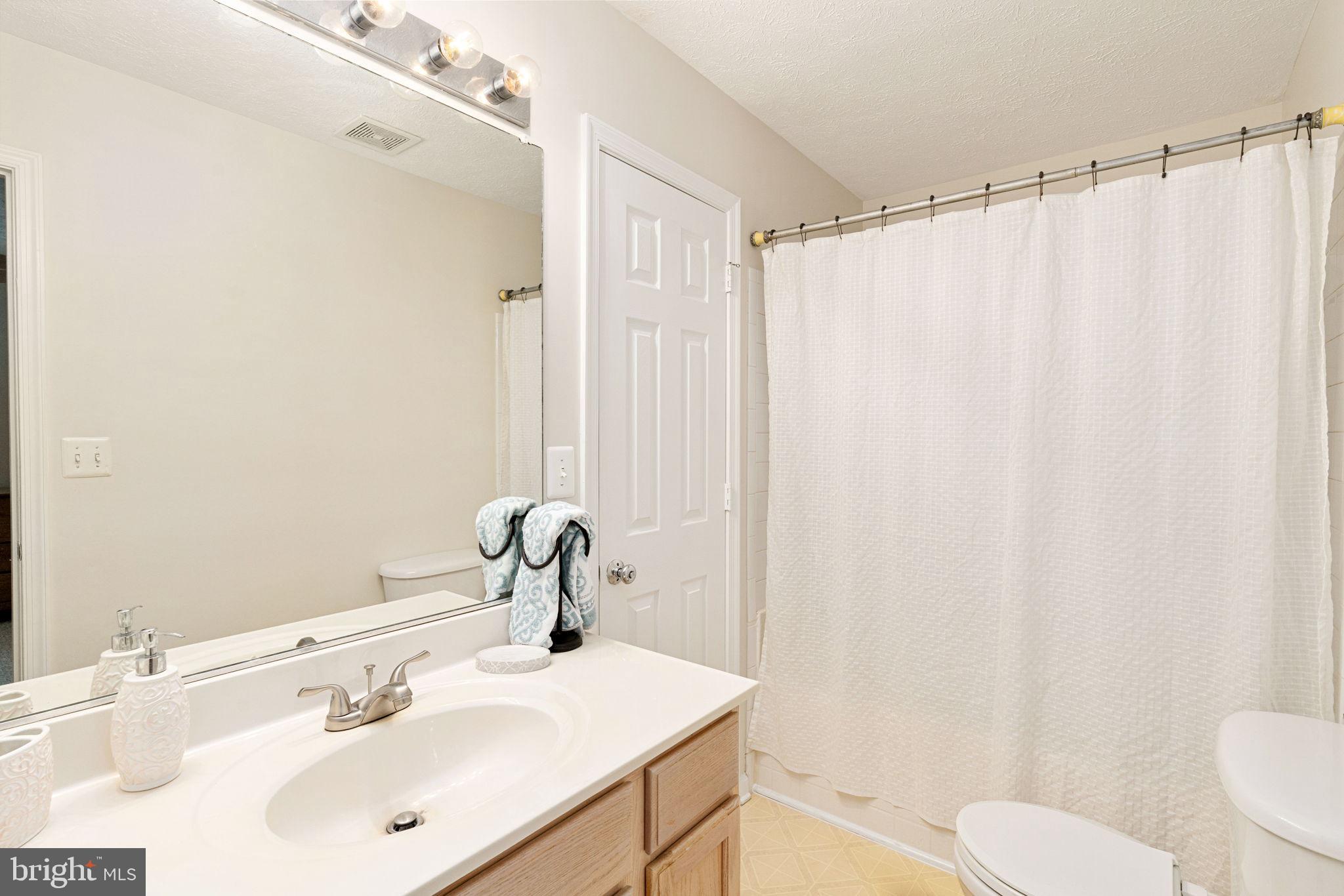 CHARLESTOWN COMMONS - Residential