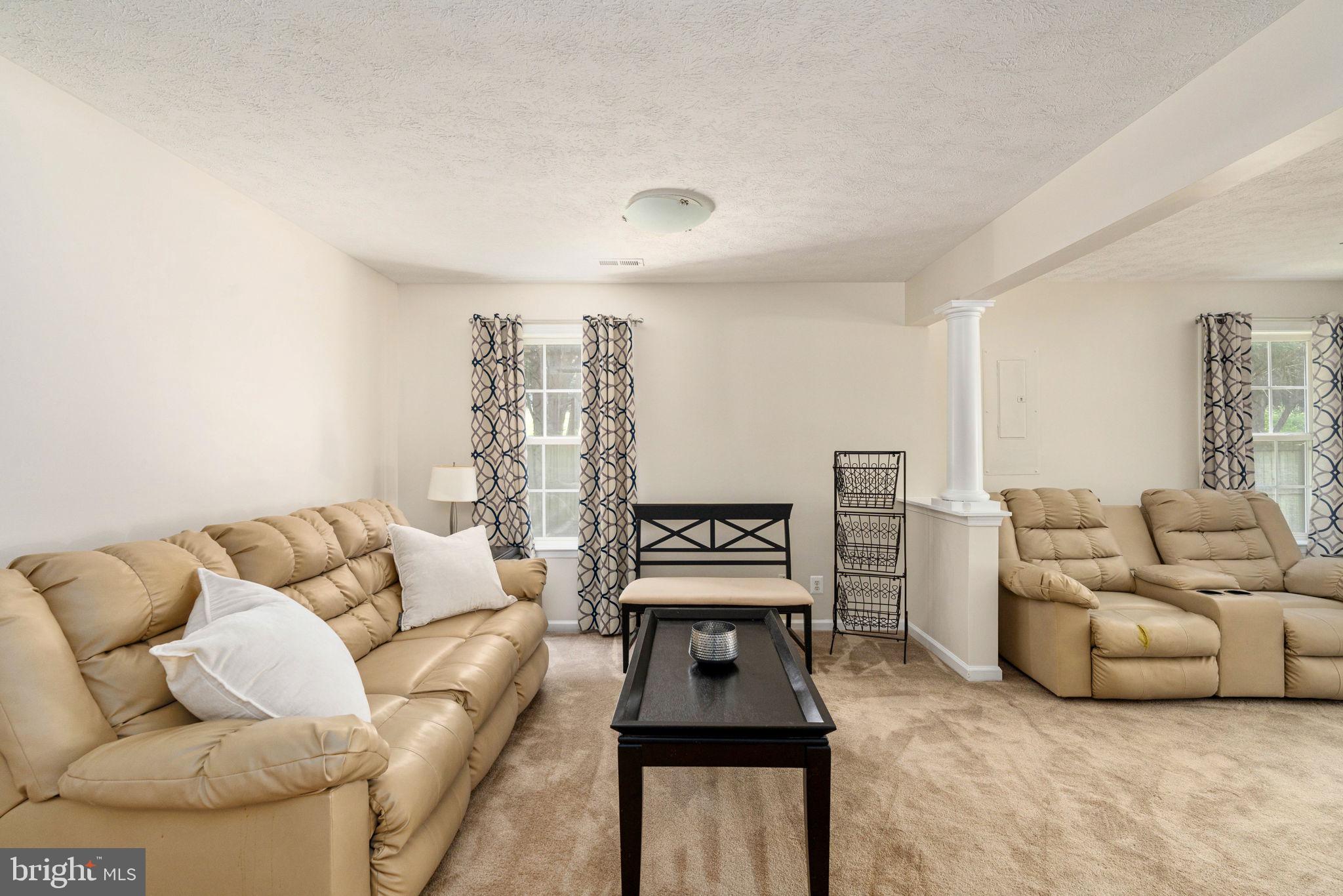 CHARLESTOWN COMMONS - Residential