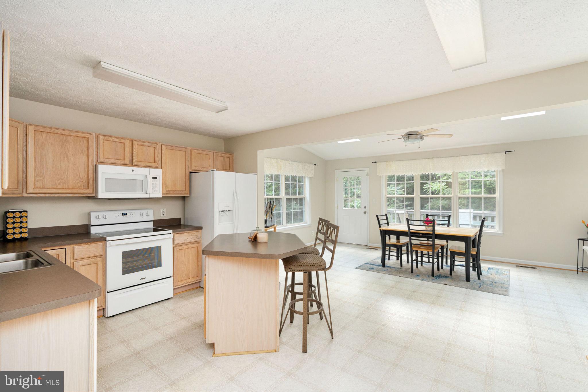 CHARLESTOWN COMMONS - Residential