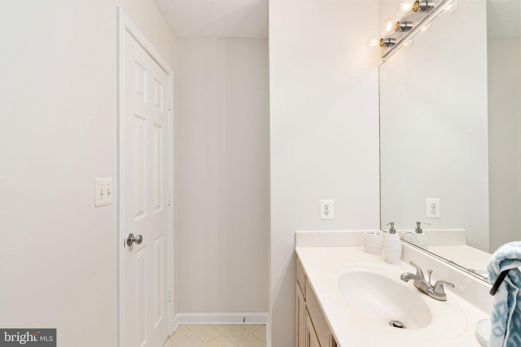 CHARLESTOWN COMMONS - Residential